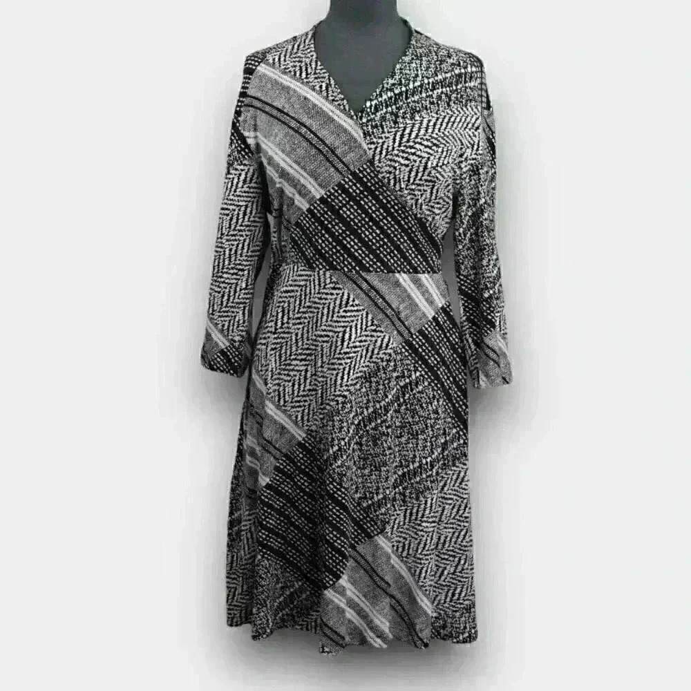 Jockey Person To Person Wrap Dress L Black White Geometric Knit Midi Stretch